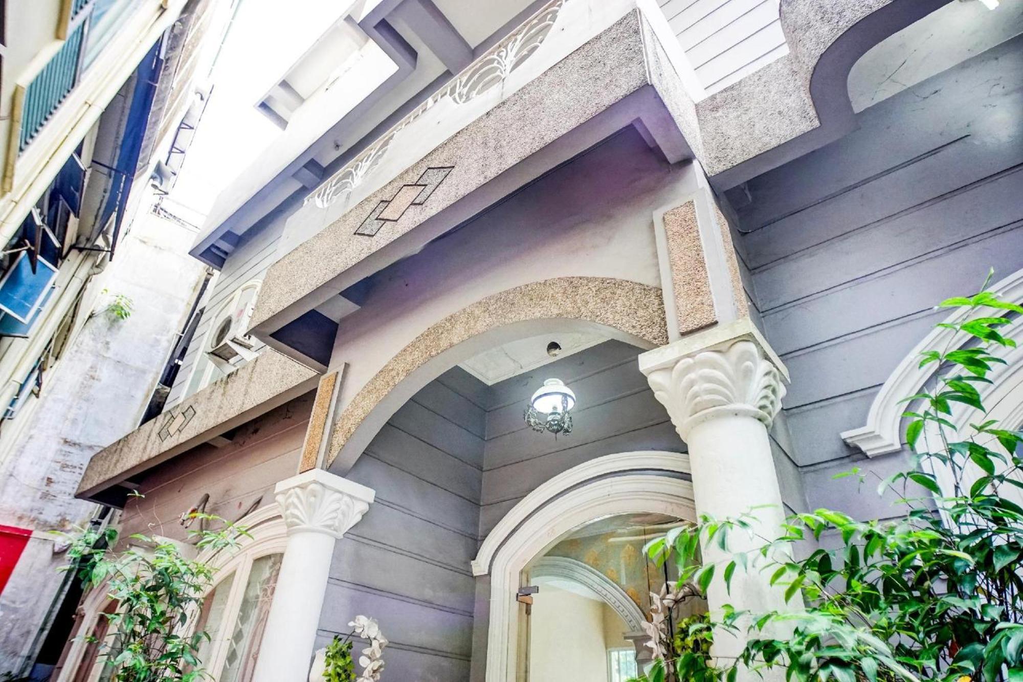 RedDoorz near Grand Palladium Medan Exterior foto